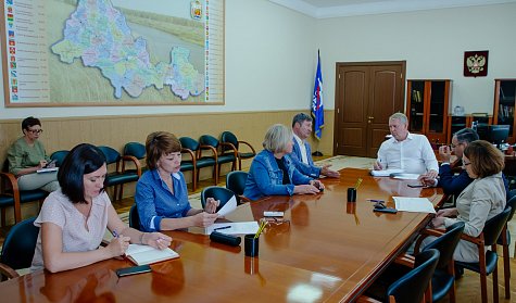 Депутаты готовятся к парламентской сессии